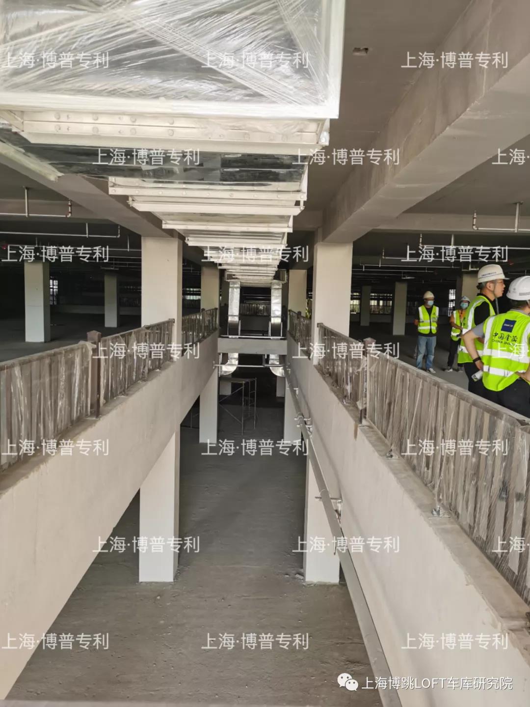 河池恭喜金茂集团第一个LOFT专利车库项目封顶！（限内部参观）